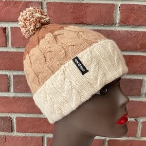 Patagonia Wool Pom Cuffed Beanie O/S NWOT